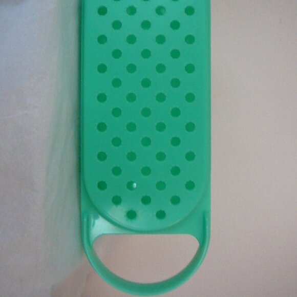 Vintage Tupperware Green Jadeite 2 Pc Cheese Grater Shredder #1375-15 Great Cond - Picture 3 of 4